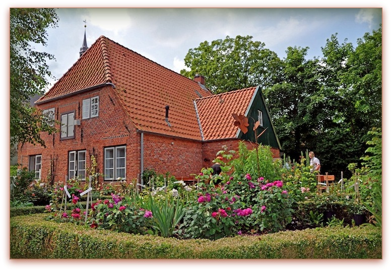 Haus Peters mit seinem Bauerngarten, Foto: Dr. Katrin Schäfer